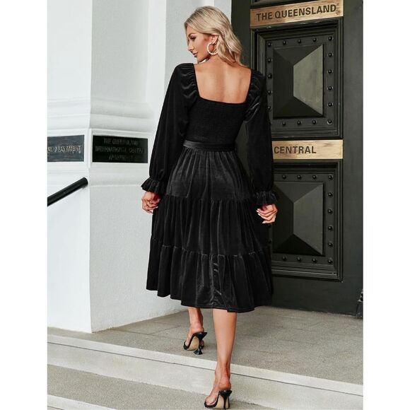 Elegant Black Velvet Mini Dress - Picture 3 of 5